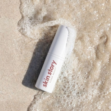 Living Between Heat and Air Conditioning: What Your Makeup Routine Is Up Against