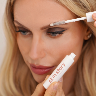 The "No-Makeup Makeup" Look Isn't Actually No Makeup—Here's Why